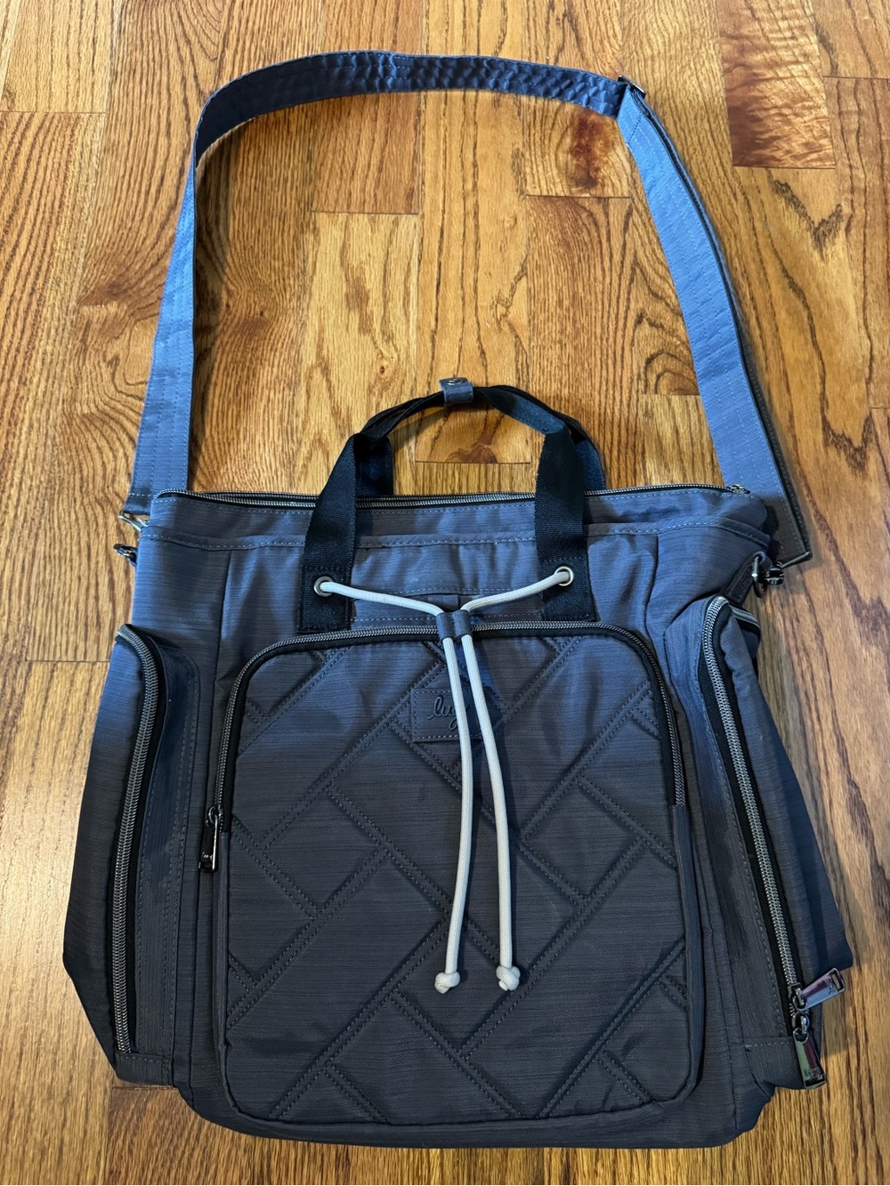 Lug Bustle Crossbody Tote in Brushed Grey
